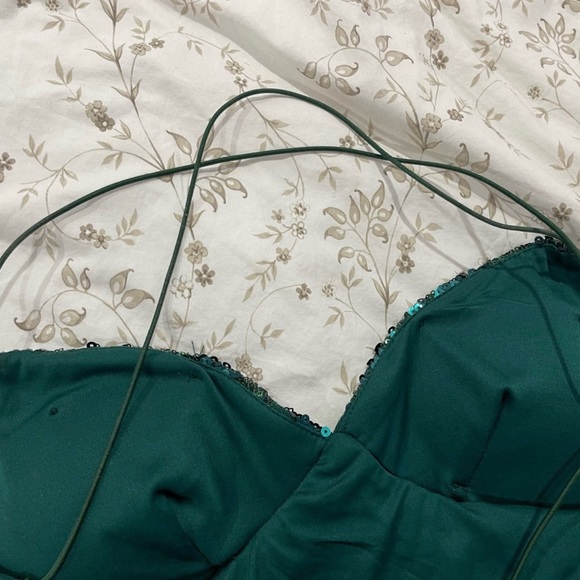Emerald juniors sequin gown/ dress - Picture 10 of 16